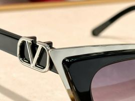 Picture of Valentino Sunglasses _SKUfw56682973fw